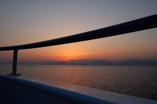 on_boat01_13