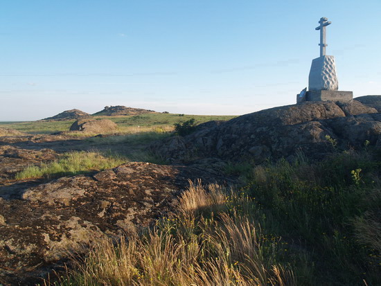 13_priazov_stone_barrows_foto_kravchenko_berdyansk